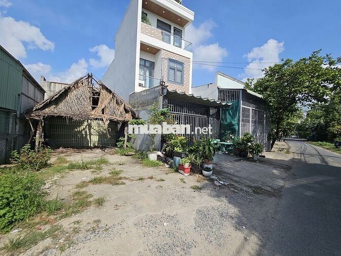 Bán gấp lô đất 790TR tại xã Tân Thông Hội Củ Chi