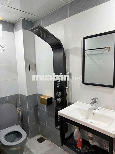 Nhà gần ĐH Công Thương, Etown Cộng Hòa, ngang 8m, 80m2, 2 tầng 2pn 2wc