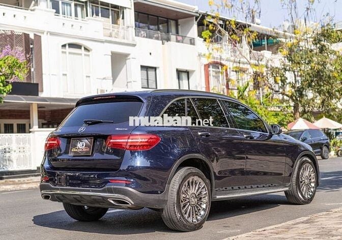 Mercedes GLC300 AMG 2017 Xanh Cavansite