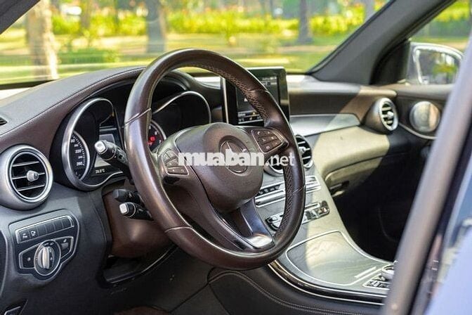 Mercedes GLC300 AMG 2017 Xanh Cavansite