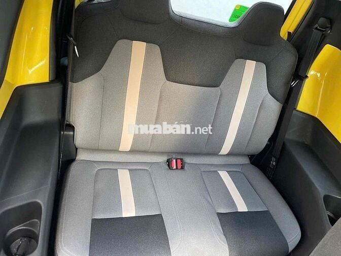 VinFast VF3 2024 Vàng 16.000km