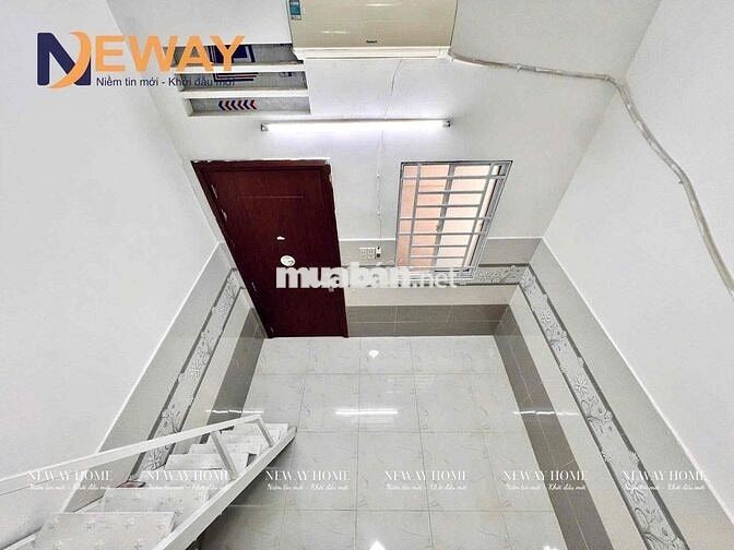 Đi Bộ Qua Aeon Tân Phú, Phòng Rộng Gác Cao Bảo Vệ 24/7