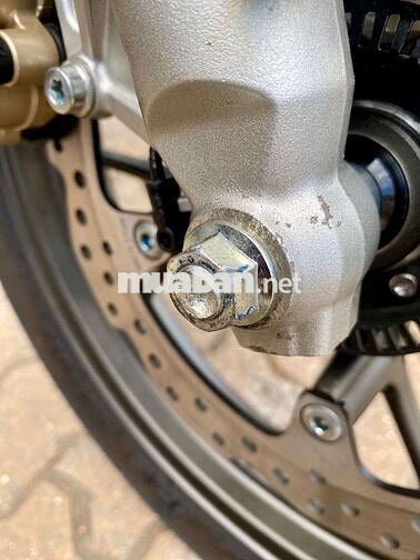 Siêu Cọp CBR 150R lăn bánh 1.300Km như mới