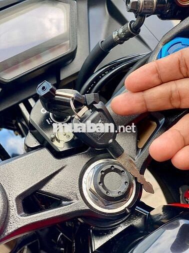 Siêu Cọp CBR 150R lăn bánh 1.300Km như mới