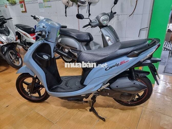 Xe máy điện Kymco Candy 2.0 Xám