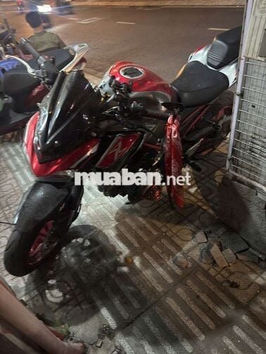 Kawasaki Z900 Đỏ, Xám Xe phân khối lớn