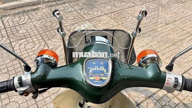 Honda Super Cub 50 Xanh, Kem