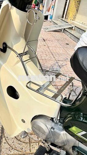 Honda Super Cub 50 Xanh, Kem