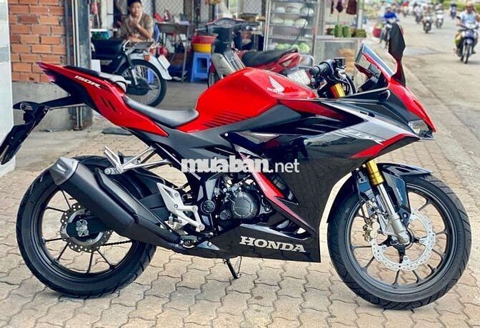 Siêu Cọp CBR 150R lăn bánh 1.300Km như mới
