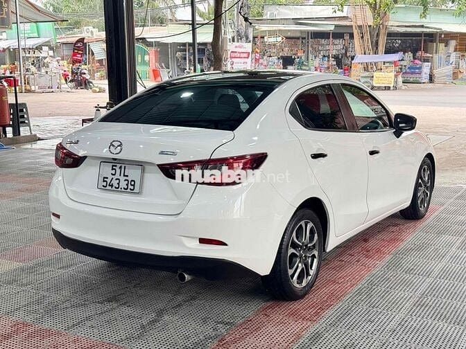 Mazda 2 Sedan 2015 Số tự động Trắng
