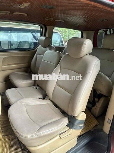 Hyundai Starex 2008 Dầu Số sàn Đỏ