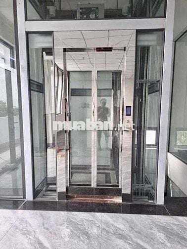 Cho thuê nhà 5 tầng dts 1000m2