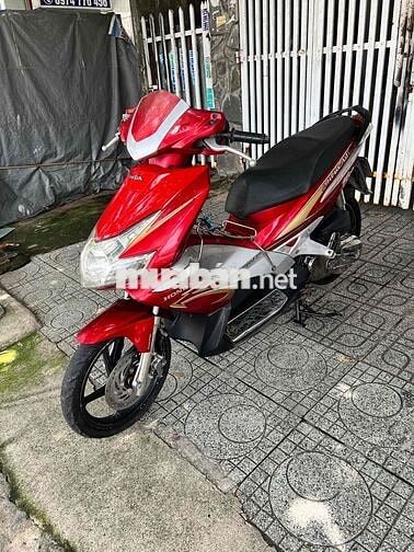 Honda Air Blade Fi phun xăng đt máy êm mạnh