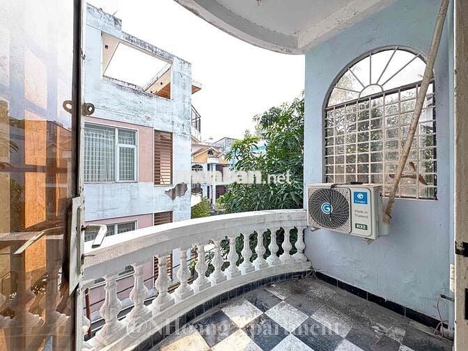 Cho Thuê Phòng Gác Balcon Cửa Sổ 25m2 Full NT 3ng3xe Ngay ĐBP Q3