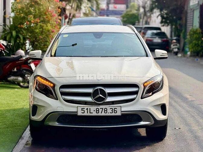 Mercedes-Benz GLA200 2016 Trắng Tự động 7 cấp