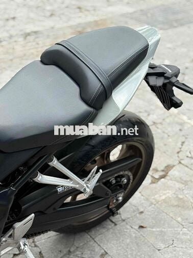 Honda CB650R Xám 4000 km