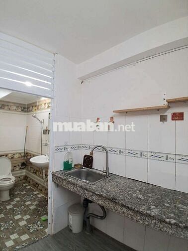 Nhà liền kề Hiệp Thành, gần bệnh viện 512 giường, giá 2.3 triệu/tháng