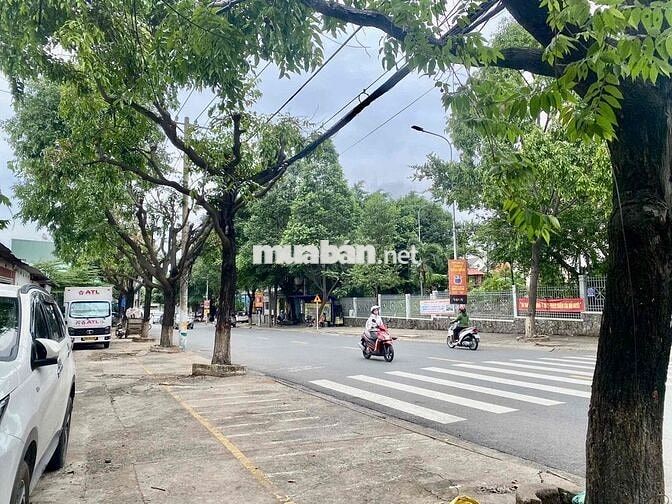 Mặt bằng lớn Hiếm TP Biên Hoà. mở NHÀ HÀNG. caphe