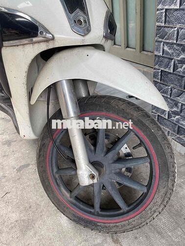 Piaggio Liberty Trắng đề sẹc sec ko nổ