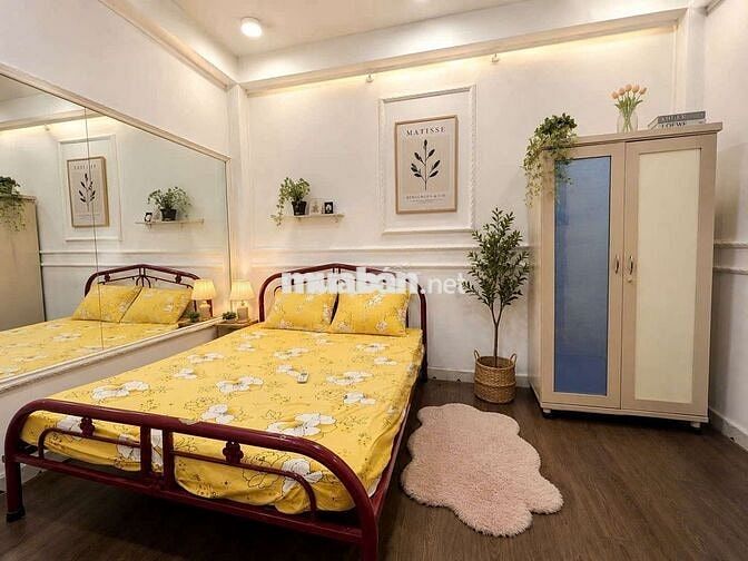 Chính chủ cho thuê hẻm xe hơi full nội thất 