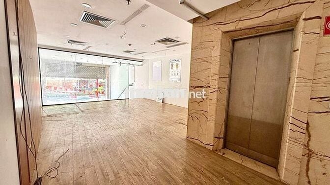 Có Văn Phòng 10 - 30 triệu  DT từ 70 - 150m2 - Tòa nhà mới - Hiện đại