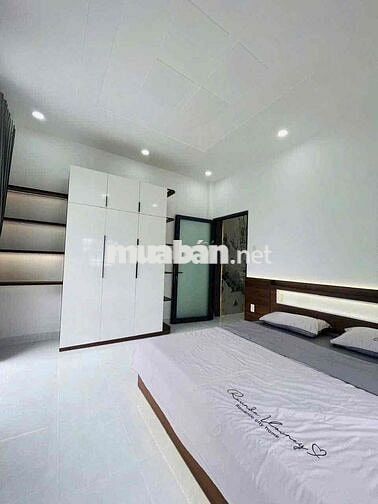 NHÀ ĐẸP HÀ HUY GIÁP GẦN CẦU VƯỢT NGÃ 4 GA