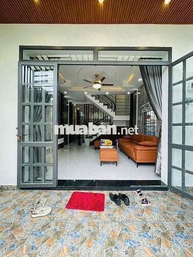 NHÀ ĐẸP HÀ HUY GIÁP GẦN CẦU VƯỢT NGÃ 4 GA