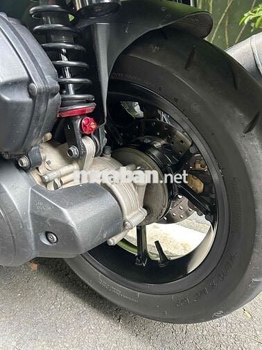 Yamaha NVX 155 ABS Trắng, Smartkey, phanh đĩa sau