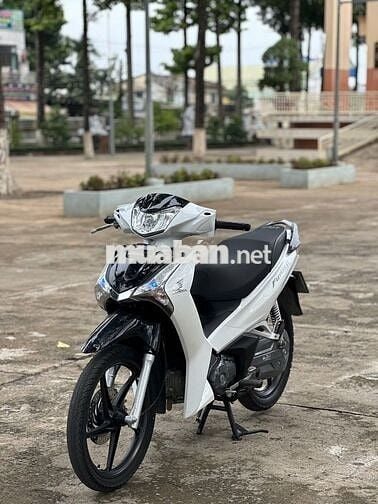 Honda Future 125 LED 2023 Trắng đen Nguyên zin