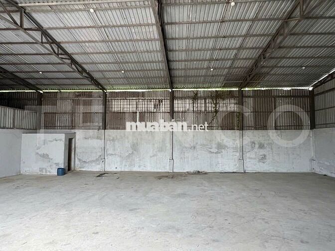 Kho xưởng 200 m² có PCCC và trạm điện 3 pha, nhánh đường Quốc Lộ 91B