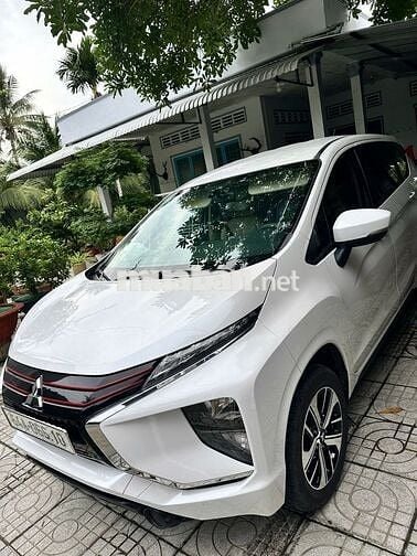 Mitsubishi Xpander 7 chỗ màu Trắng