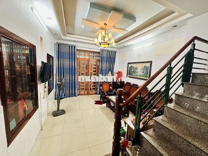 Cho thuê nguyên căn Full nội thất chính chủ hẻm 440