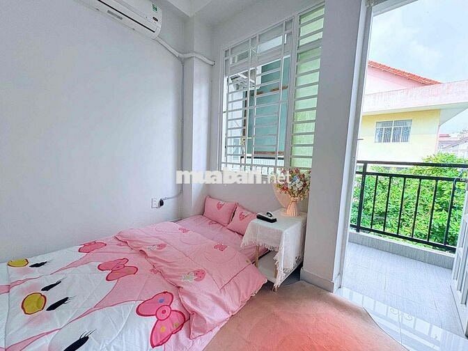 Studio ban công full nt ngay ngã tư hàng xanh tại Nguyễn Văn Thương