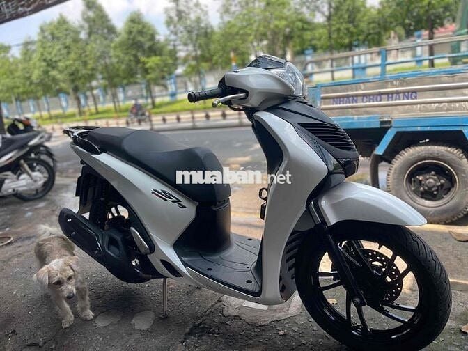 Honda SH125i Trắng 37495 km Tự động