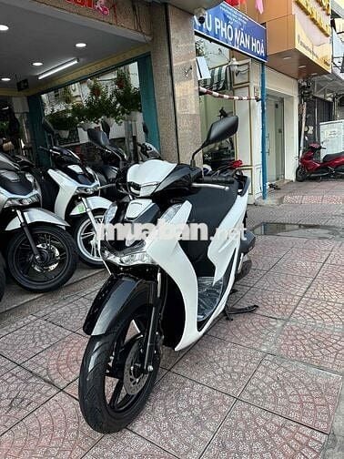 SH 125i 4Val Smartkey 2020 Trắng BSTP Bao Sang Tên