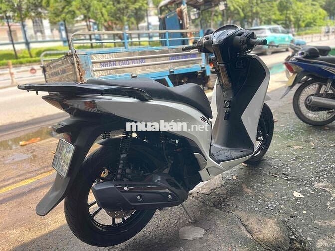 Honda SH125i Trắng 37495 km Tự động