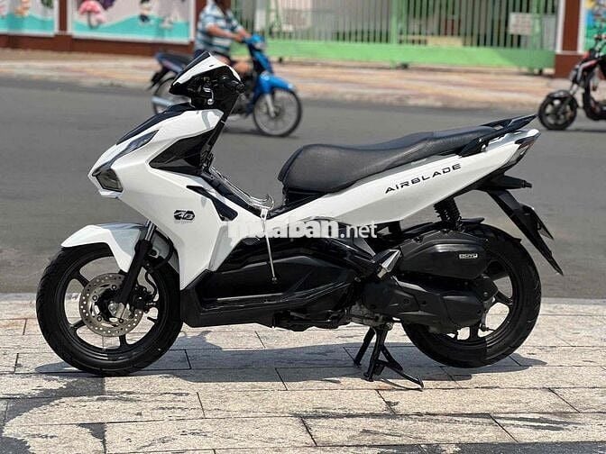 Honda AirBlade 125 2022 Trắng Đen