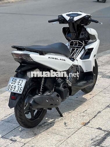 Honda AirBlade 125 2022 Trắng Đen
