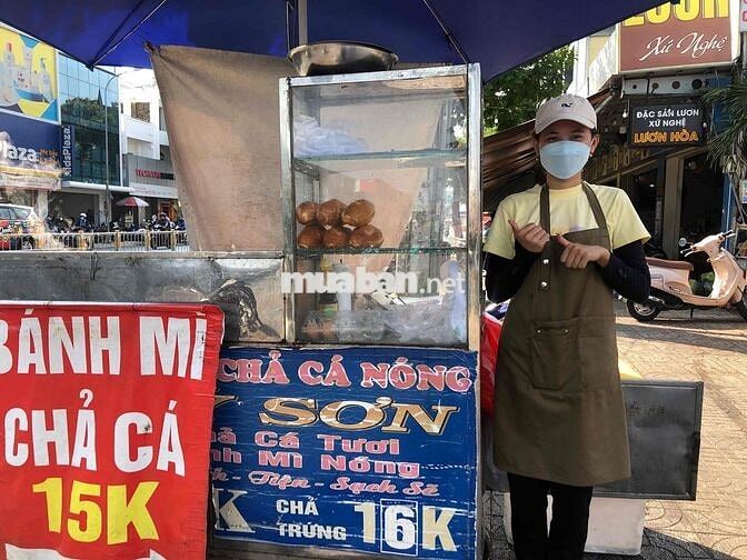 BÁNH MÌ CHẢ CÁ LÝ SƠN TUYỂN DỤNG