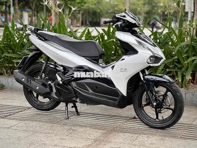 Honda AirBlade 125 2021 2val Bạc Porsche