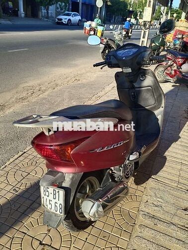 Honda Lead Thái Lan màu Đỏ