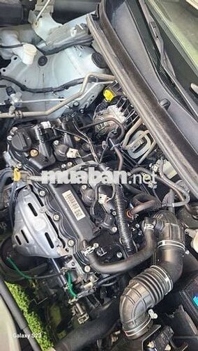 Toyota Veloz Cross Top 2022 Trắng Tự động 7 chỗ