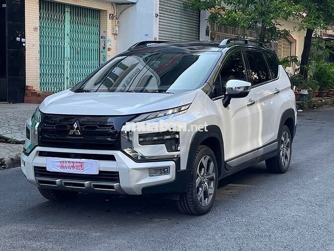 Mitsubishi Xpander Cross 2024 Trắng 38 ngàn km