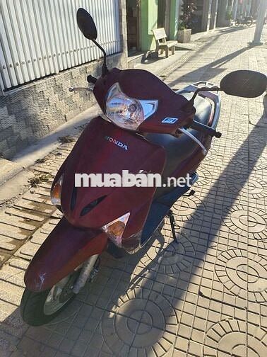 Honda Lead Thái Lan màu Đỏ