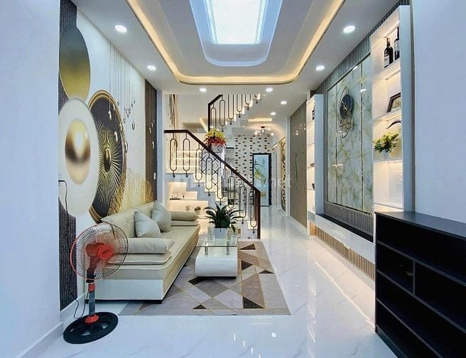 Nhà ngộp bán gấp 1Tỷ850tr Dương Quảng Hàm Gò Vấp. 39m2 Sổ sẵn chủ giữ.