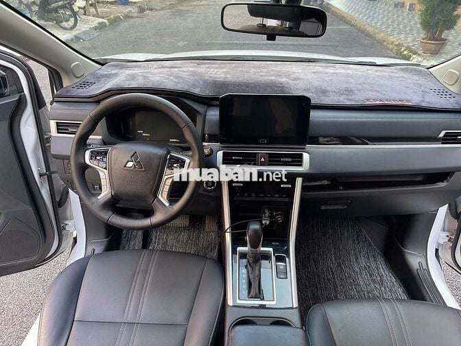 Mitsubishi Xpander Cross 2024 Trắng 38 ngàn km
