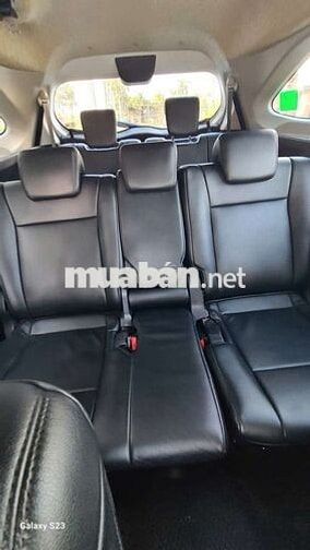 Toyota Veloz Cross Top 2022 Trắng Tự động 7 chỗ