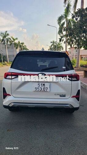 Toyota Veloz Cross Top 2022 Trắng Tự động 7 chỗ