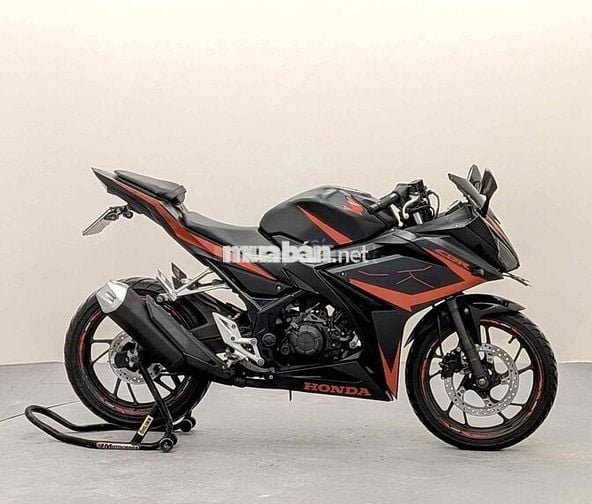 Honda CBR150R 2018 Đen cam 29000 km