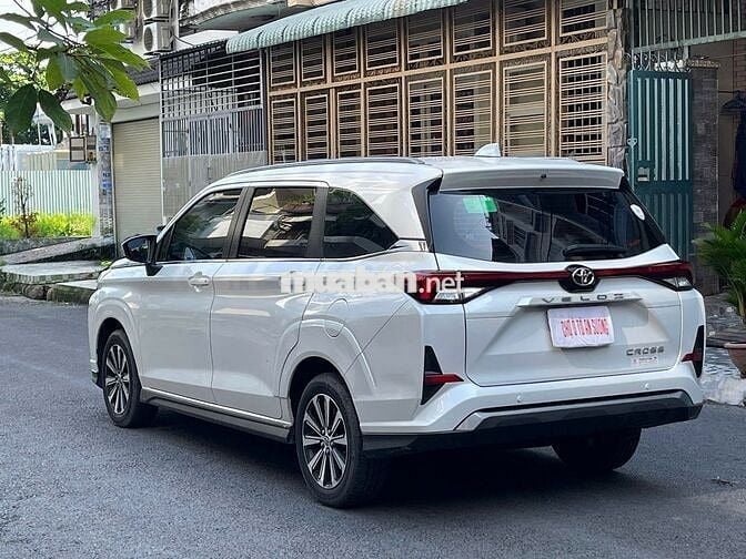 Toyota Veloz 2024 Trắng 7 chỗ 23 ngàn km